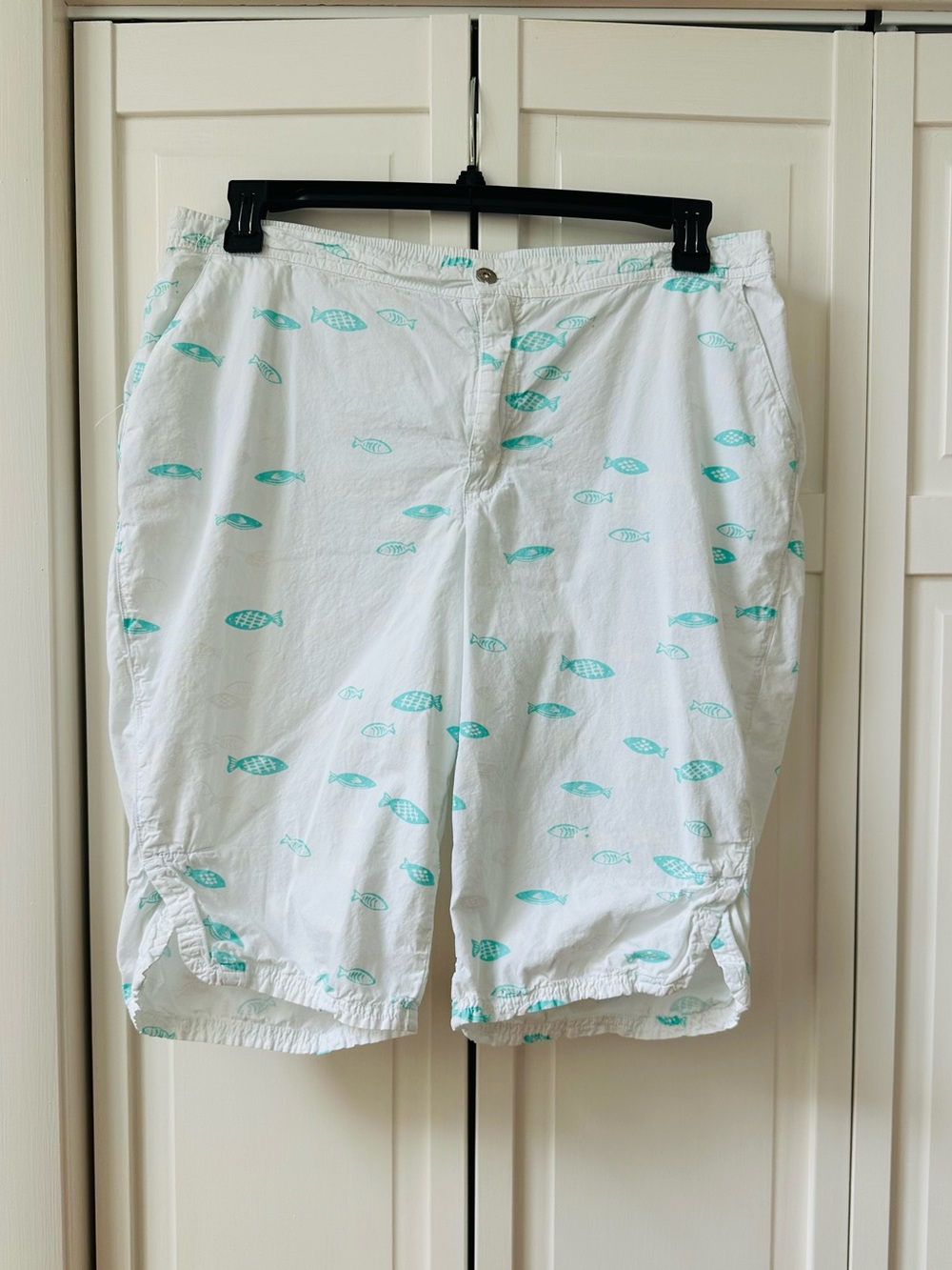 FRESH PRODUCE 100% White Cotton Shorts Fish